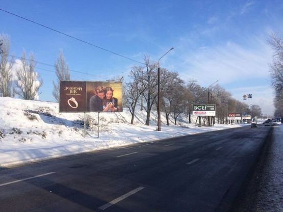 Фото рекламной плоскости по адресу ул.Тюленина, в строну ул Победы, в центр (6)
