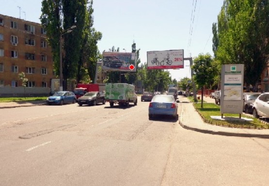 Фото рекламної площини за адресою Краснова ул., 3