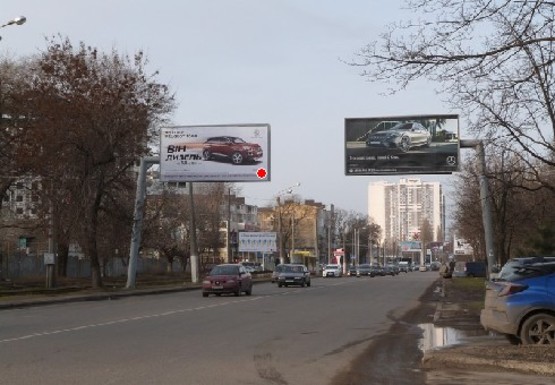Фото рекламної площини за адресою Люстдорфская дорога, 97, напротив
