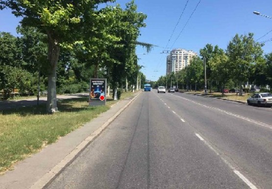 Фото рекламної площини за адресою Шевченко пр., пл. 10 Апреля (парк "Победа")