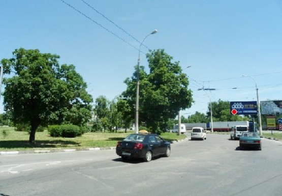 Фото рекламной плоскости по адресу Адмирала Сенявина пр. -  Паровозная ул.