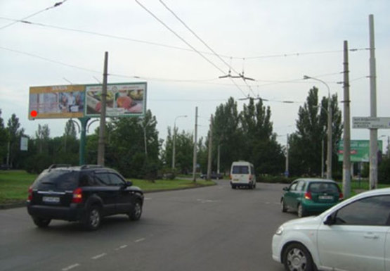 Фото рекламной плоскости по адресу 200-летия Херсона пл._2