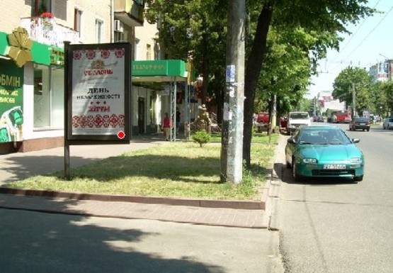 Фото рекламної площини за адресою Смелянская ул., 38-40