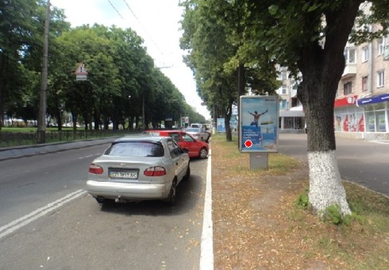 Фото рекламной плоскости по адресу Мира пр., 45, магазин Лагрос