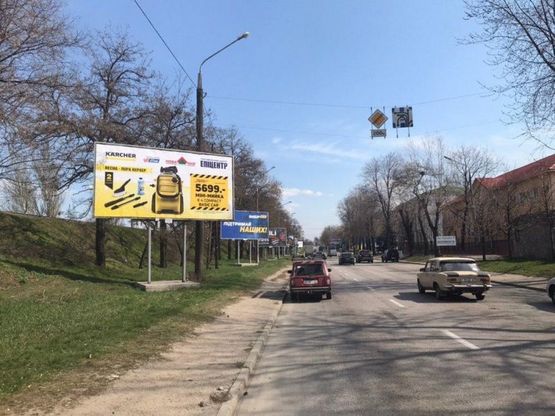 Фото рекламної площини за адресою ул.Тюленина, в сторону ул.Победы, 7