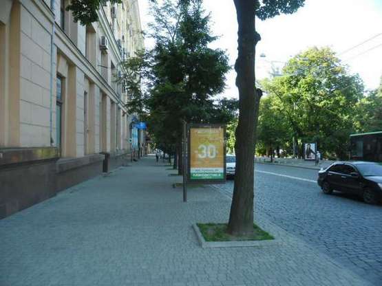 Фото рекламної площини за адресою Сумська вул., 56 (№2)