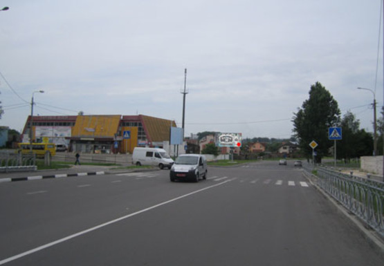 Фото рекламной плоскости по адресу Коновальца ул. - Мельника ул.