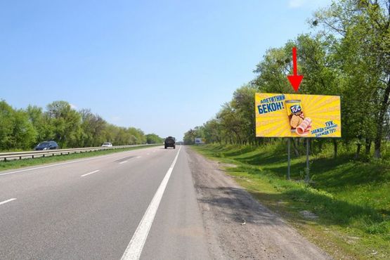 Фото рекламної площини за адресою 463 км трассы Киев-Харьков-Довжанскийв р-не пос. Коммунар (в ст Харькова)