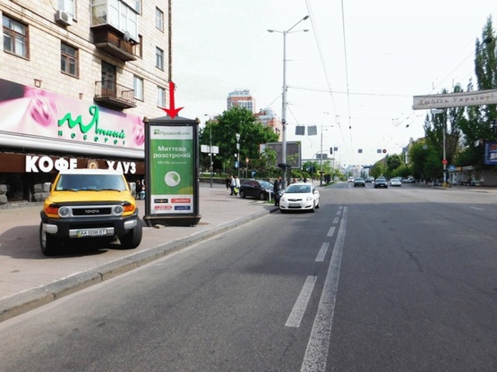 Фото рекламной плоскости по адресу Б.Васильковская ул.111, возле ул.Тверской, со стороны ул.Красноармейской, из центра