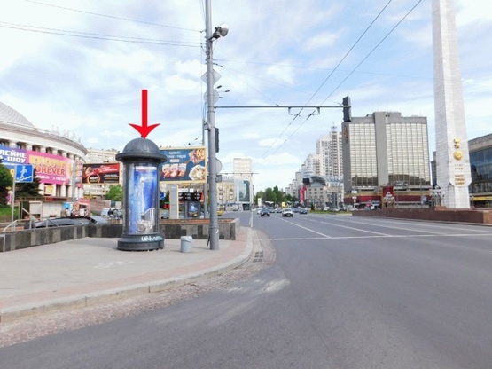 Фото рекламної площини за адресою Победы пл., возле Цирка, светоф. c ул.Воровского, у п/п, к ТЦ Украина