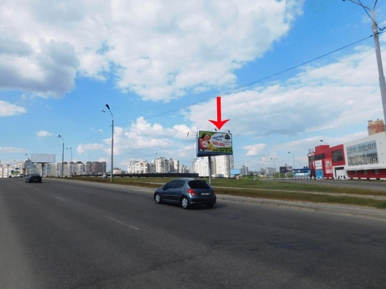 Фото рекламной плоскости по адресу Григоренка Петра пр-т, напротив ТЦ Пирамида, треугольник, в центр