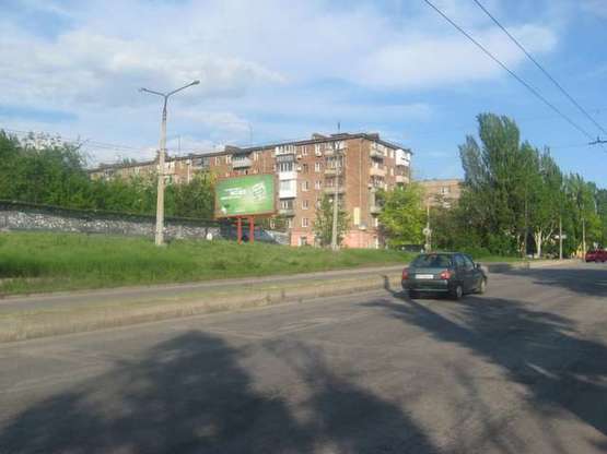 Фото рекламной плоскости по адресу Перемоги вул., 91 - Центральний бульв.