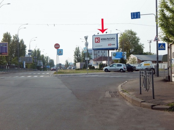 Фото рекламной плоскости по адресу Новоконстантиновская ул., пересечение с ул. Межигорская, из центра