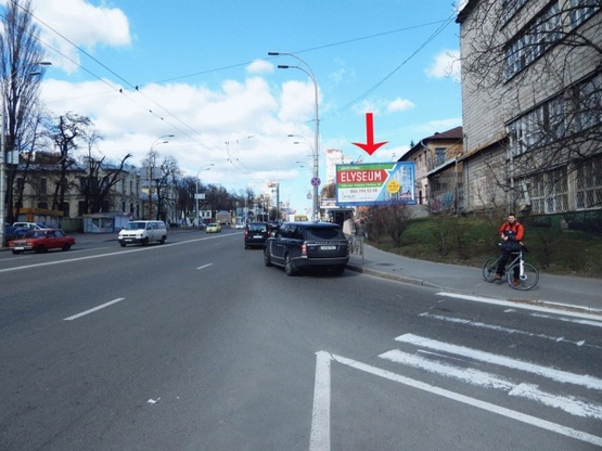 Фото рекламної площини за адресою Черновола В. ул. 41, от Воздухофлотского пр-та, выезд с пл. Победы