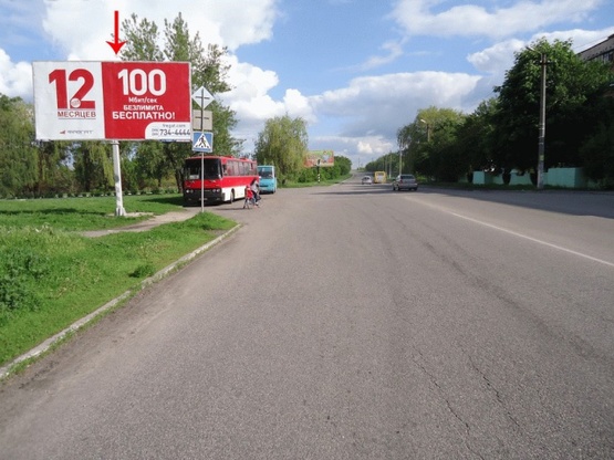 Фото рекламной плоскости по адресу Героев Украины ул., возле ул.Победы, в центр