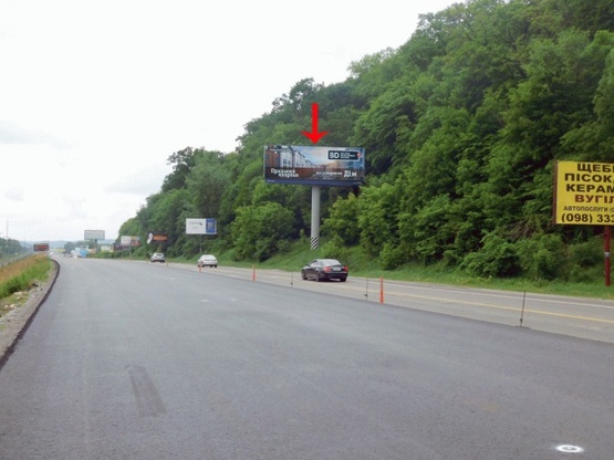 Фото рекламной плоскости по адресу Выезд из Киева, в сторону Знаменки, перед поворотом на н.п.Лесники, к котедж.городку Гринвич Хилл