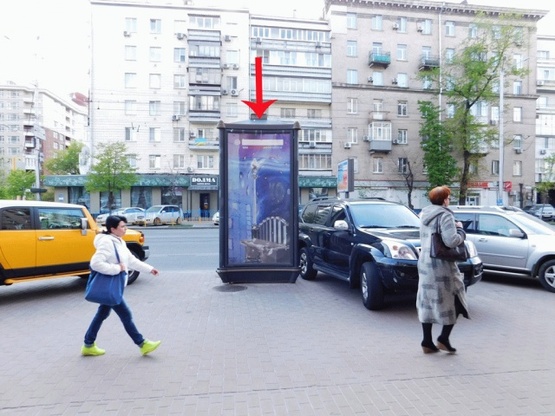 Фото рекламной плоскости по адресу Б.Васильковская ул.111, возле ул.Тверской, со стороны ст.м.Палац Украина