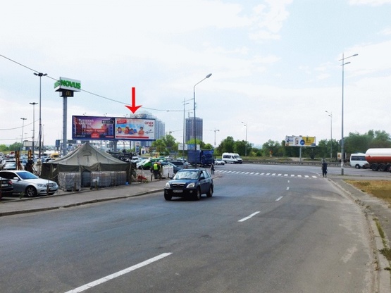 Фото рекламной плоскости по адресу Бажана пр-т, возле ст.м.Осокорки, в центр, правый