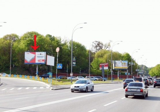 Фото рекламной плоскости по адресу Гринченко Н. ул., 12-й от Протасового Яра, от Южного моста, в центр