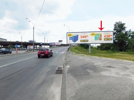 Фото рекламной плоскости по адресу Московский пр-т,к Вышгороду, к м. Оболонь (правый)