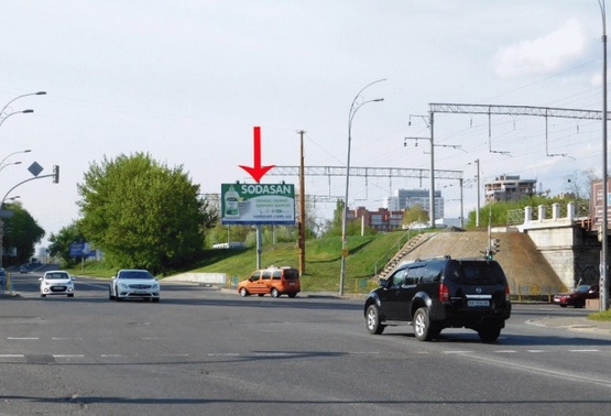 Фото рекламной плоскости по адресу Гринченко Н. ул., 7-й от Протасового Яра, возле ул.Байковой, в центр