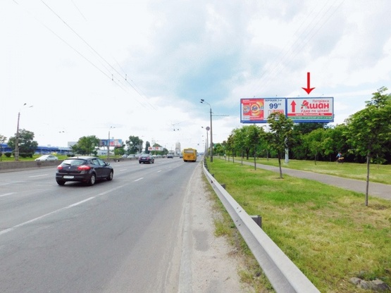 Фото рекламной плоскости по адресу Московский пр-т, в сторону Петровки, правый, в центр