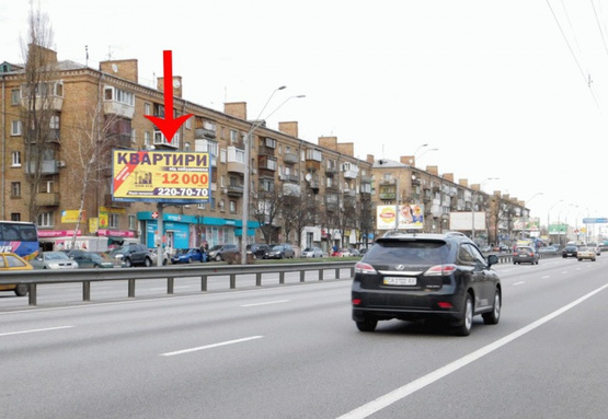 Фото рекламной плоскости по адресу Победы пр-т 112, возле клуба Бинго, в центр