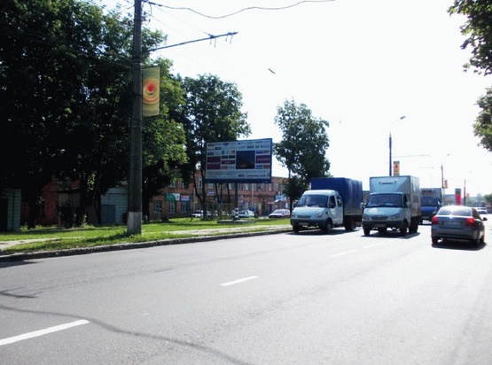 Фото рекламної площини за адресою Белопольский Путь ул., возле ул.8 Марта