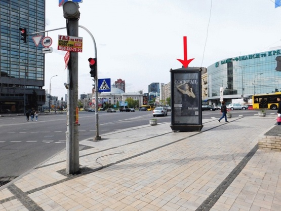 Фото рекламної площини за адресою Шевченка Тараса б-р 37-122, возле ул.Саксаганского, со стороны ул.Саксаганского