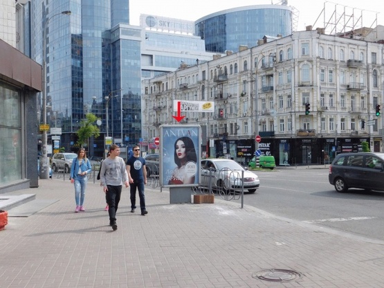 Фото рекламної площини за адресою Басейна вул.   9