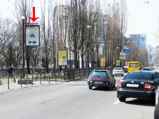 Фото рекламной плоскости по адресу Шевченка Тараса б-р на пересечении с ул. Коцюбинского