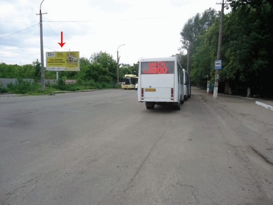 Фото рекламной плоскости по адресу Добровольцев пер. 6, в центр