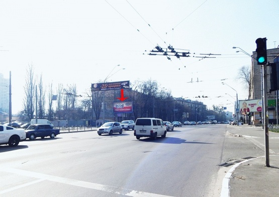 Фото рекламної площини за адресою Довженка ул. 12, от ст.м.Шулявка, в центр