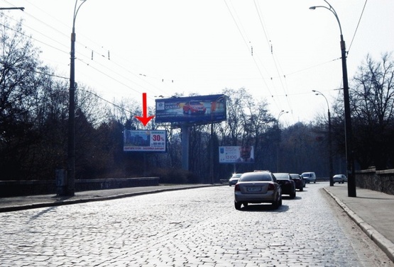 Фото рекламной плоскости по адресу Подольский  спуск, со стороны ул.Фрунзе, в центр