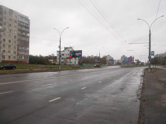 Фото рекламної площини за адресою Лушпы М. пр-т, 7