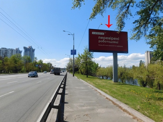 Фото рекламної площини за адресою Воссоединения пр-т, 3-й  от моста Патона, ж/м Русановка, в центр