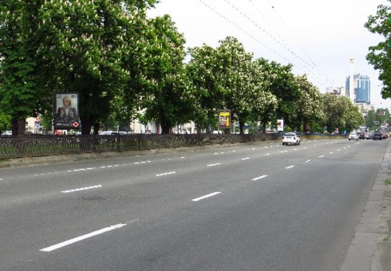 Фото рекламної площини за адресою Победы пр.