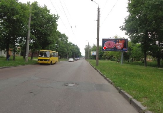 Фото рекламной плоскости по адресу 1 Мая ул., 99, из центра