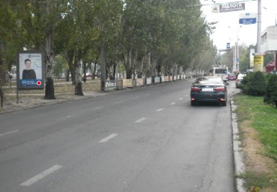 Фото рекламної площини за адресою Центральный пр. - Садовая ул.