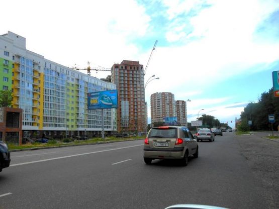 Фото рекламной плоскости по адресу м.Бровари, вул.Київська, напроти ринку СБС
