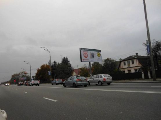 Фото рекламной плоскости по адресу м.Бровари, вул.Київська, 7, виїзд в сторону Київа, перед перетином з вул.Єсеніна