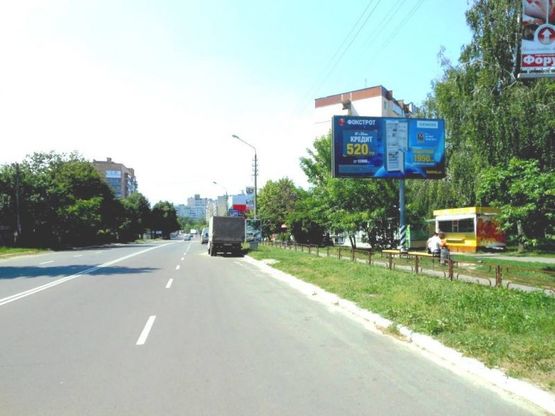 Фото рекламной плоскости по адресу м.Бровари, вул.Короленко, 52, 150м до ТЦ Форум