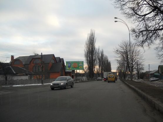 Фото рекламной плоскости по адресу м.Бровари, вул.Київська, 200, перетин з  вул.Гоголя
