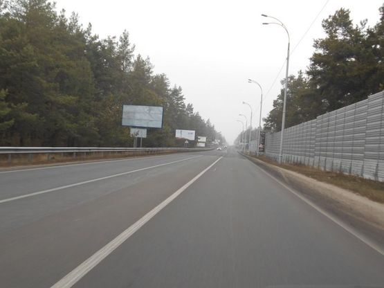 Фото рекламной плоскости по адресу Конча-Заспа, траса Р-02, км 29+150 право, котедж. містечко "РОМАНОВО", комплекс "Сезони SPA", ресторан "Giardino", супермаркет "Wine Time"