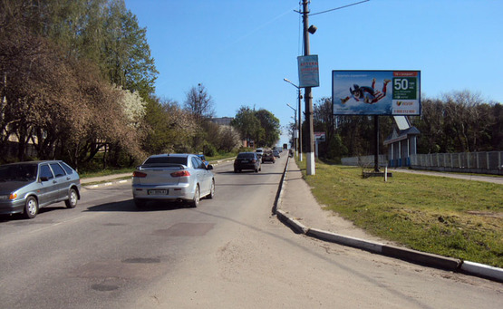 Фото рекламной плоскости по адресу Обухов Киевская (возле стадиона) (А)