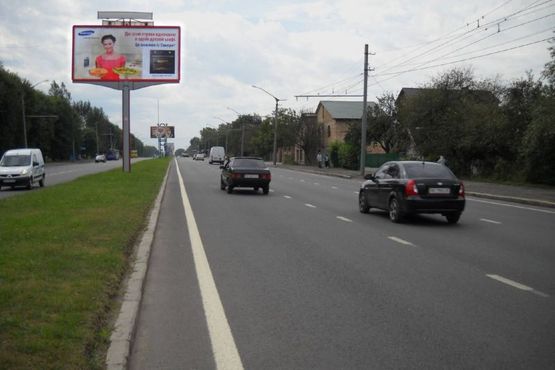 Фото рекламной плоскости по адресу Стрийська вул., 63 (призма) (від центру)