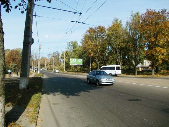 Фото рекламной плоскости по адресу Бандери С. ул., - Нижнеолепеховская ул. (мост) из центра