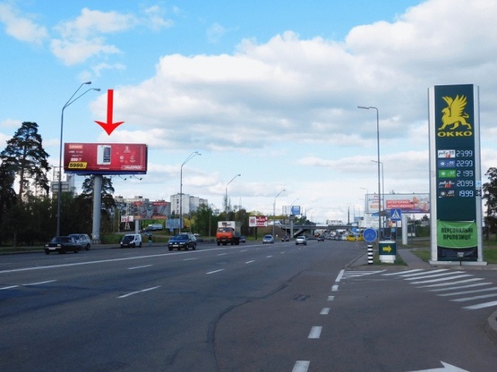 Фото рекламної площини за адресою Броварской пр-т 100 м от съезда с ул. Братиславская (напротив АЗС)