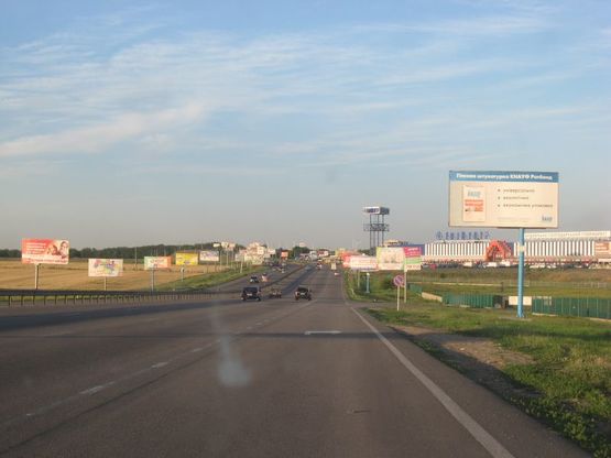 Фото рекламної площини за адресою Дорога c 7 км