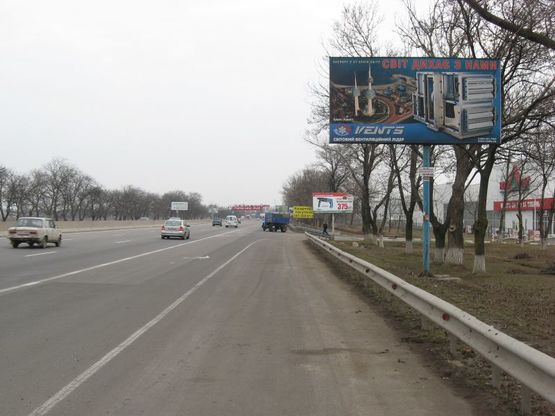 Фото рекламной плоскости по адресу Киевская трасса